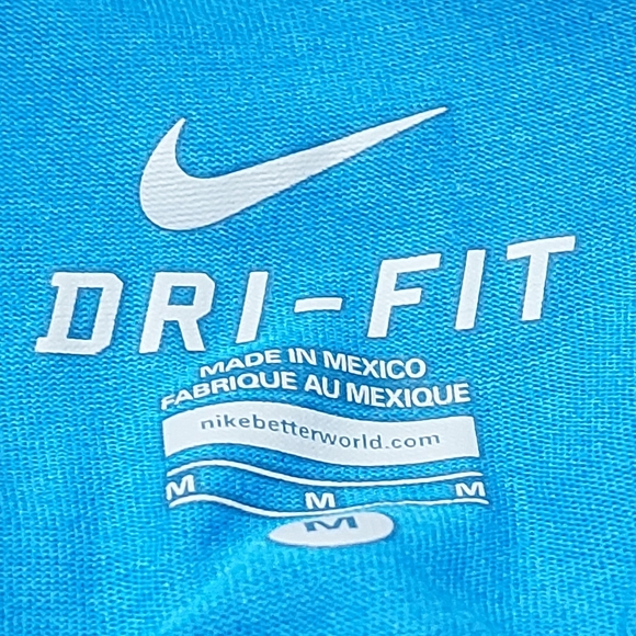 Crisp Blue Nike Dri-Fit Shirt Size Medium - Picture 5 of 6